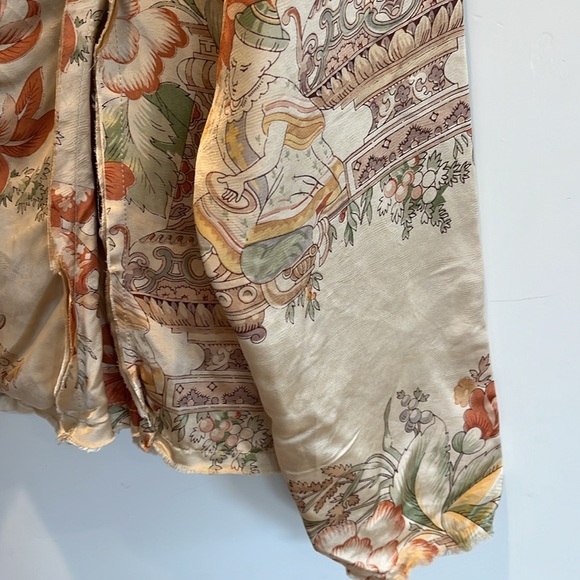 KRISTA LARSON 100% Silk Jacket - Picture 4 of 11